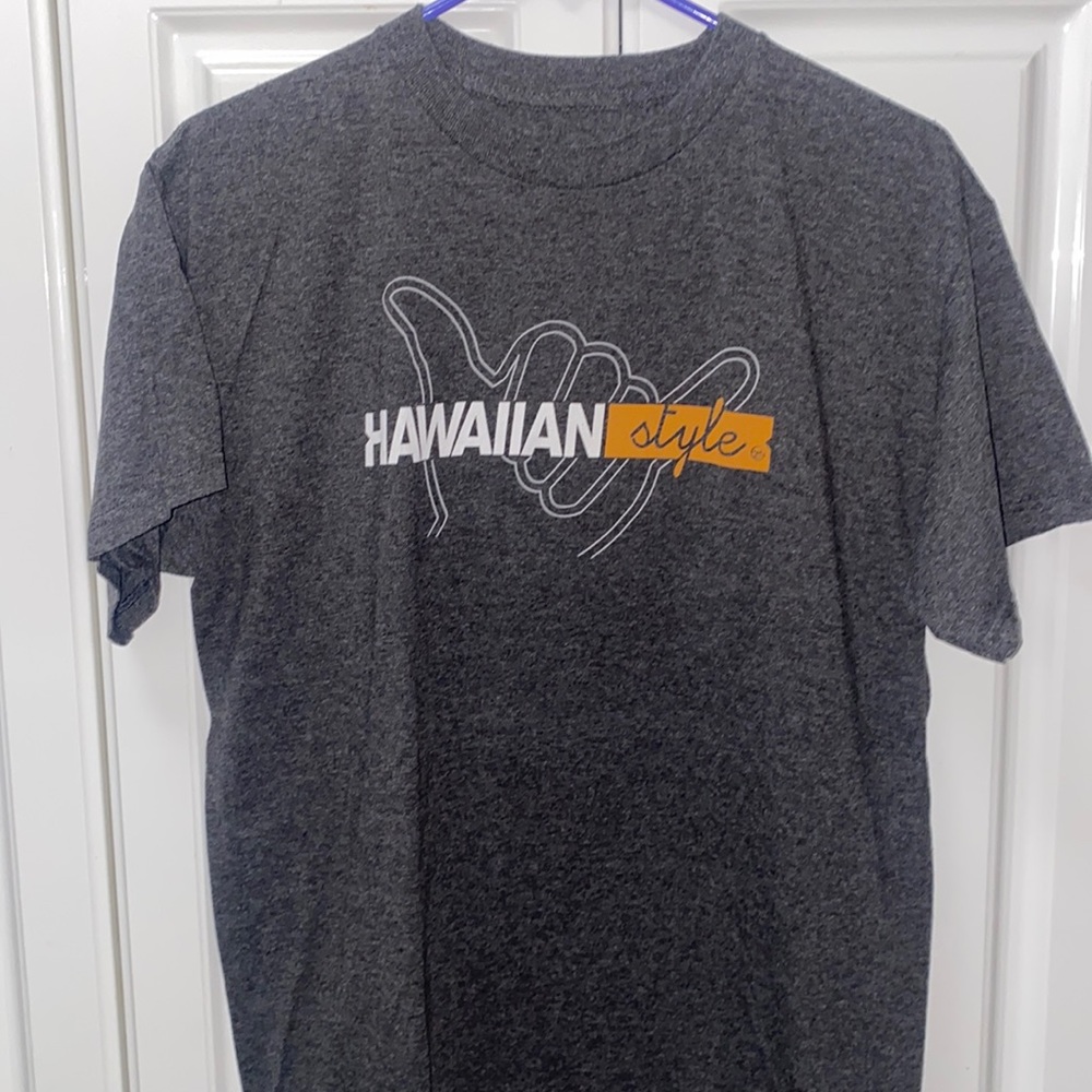 Hawaiian Style Shaka t-shirt
